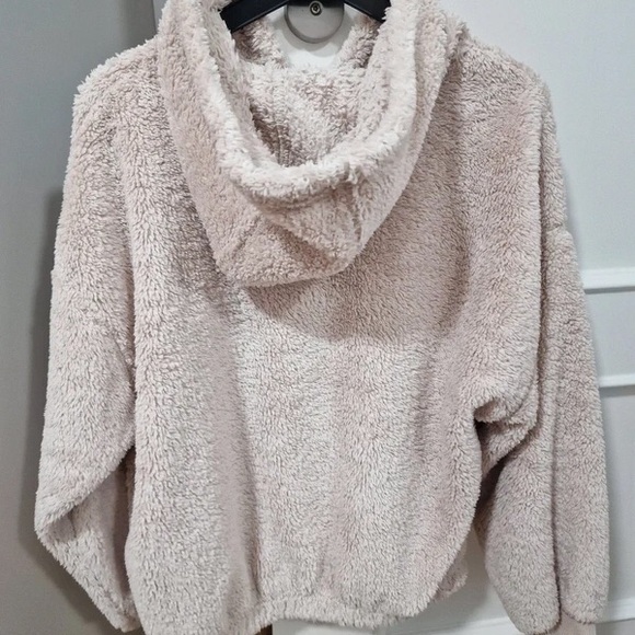 Zara Soft Cream Sherpa Hoodie - Picture 2 of 4